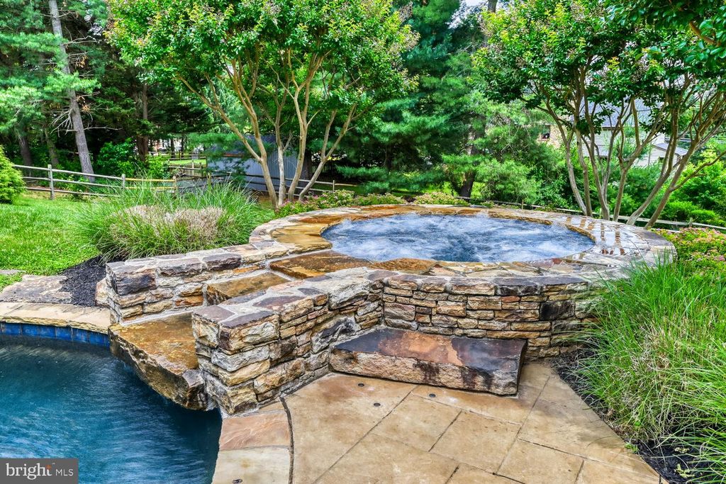 Image 46 of property listing at 2074 HAMMOND AVE, Marriottsville, MD 21104