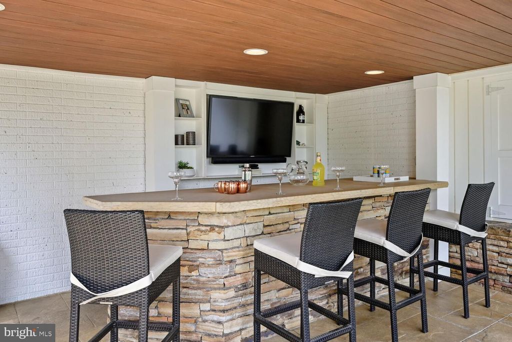 Image 48 of property listing at 2074 HAMMOND AVE, Marriottsville, MD 21104