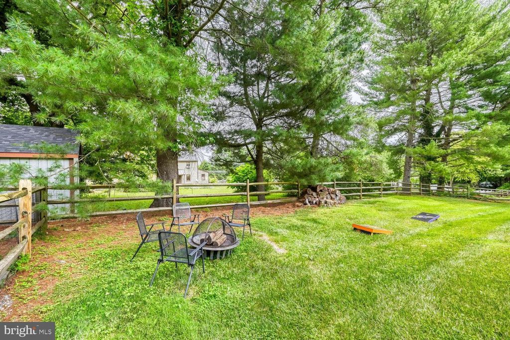 Image 51 of property listing at 2074 HAMMOND AVE, Marriottsville, MD 21104