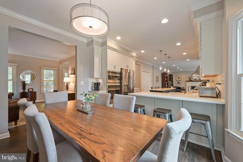 Image 9 of property listing at 2074 HAMMOND AVE, Marriottsville, MD 21104