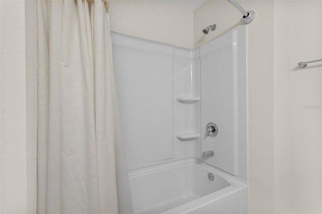 4621 GLENCREST LOOP, St Cloud, FL 34772