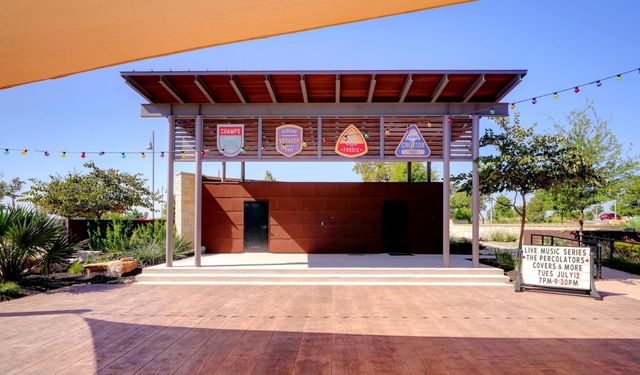 121 Dreaming Plum LN, San Marcos, TX 78666