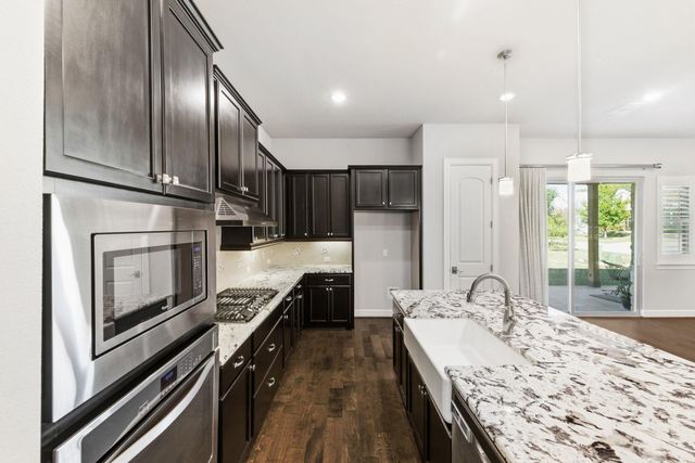 121 Dreaming Plum LN, San Marcos, TX 78666