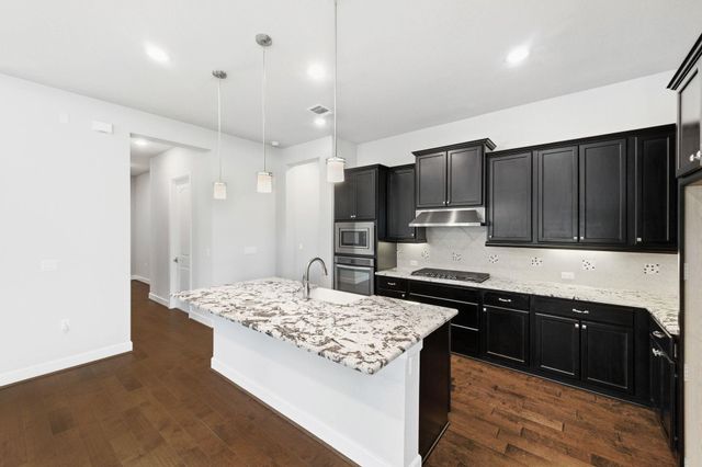 121 Dreaming Plum LN, San Marcos, TX 78666