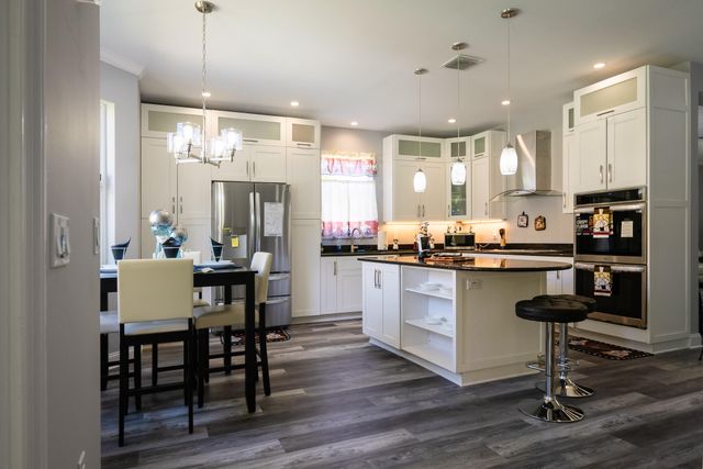 5569 SE Hammock Reserve Terrace, Hobe Sound, FL 33455