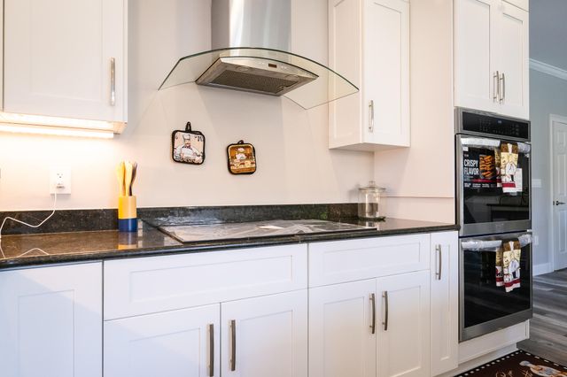 5569 SE Hammock Reserve Terrace, Hobe Sound, FL 33455