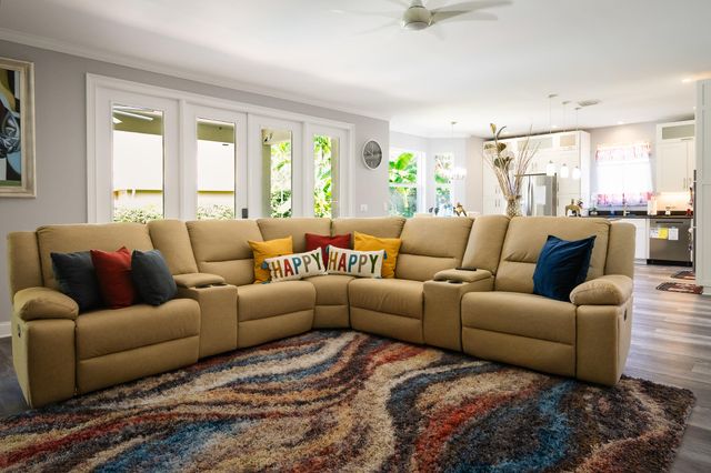 5569 SE Hammock Reserve Terrace, Hobe Sound, FL 33455