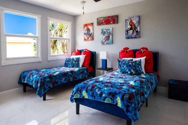 5569 SE Hammock Reserve Terrace, Hobe Sound, FL 33455