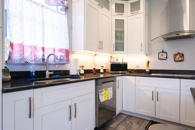 5569 SE Hammock Reserve Terrace, Hobe Sound, FL 33455