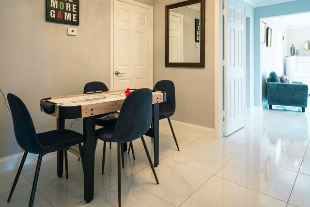 5569 SE Hammock Reserve Terrace, Hobe Sound, FL 33455