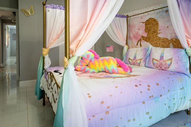 5569 SE Hammock Reserve Terrace, Hobe Sound, FL 33455