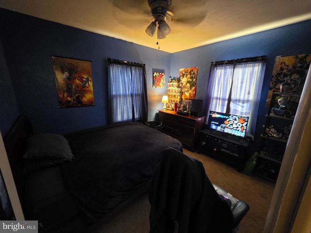 44 SPRINGVALE RD, Red Lion, PA 17356