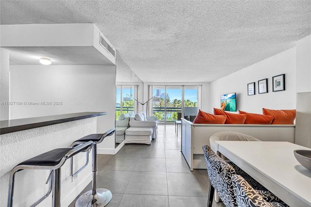 1500 Bay Rd 434S, Miami Beach, FL 33139