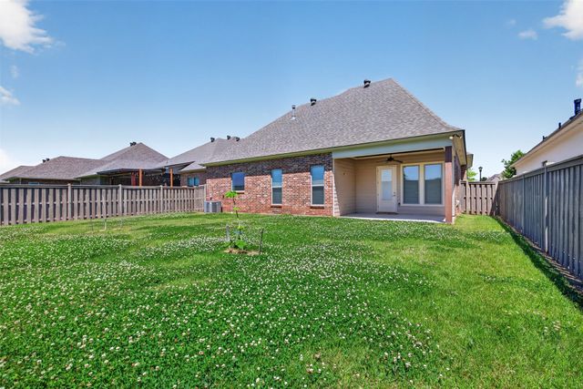 430 Stacey Lane, Bossier City, LA 71111
