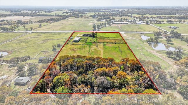 1937 Spring Hill Road, Aubrey, TX 76227