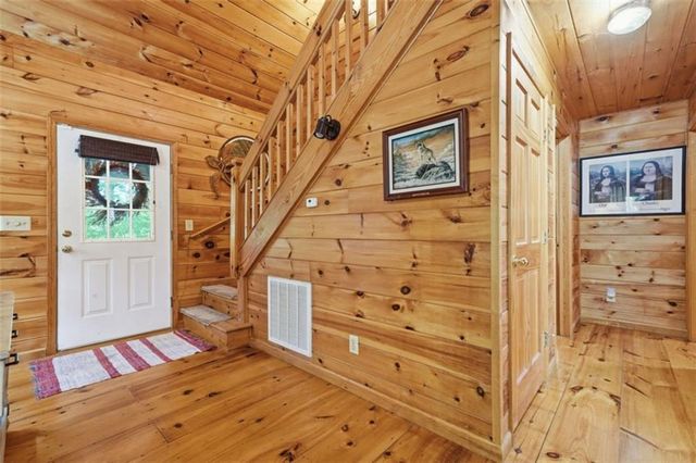105 Blackberry Falls Court, Ellijay, GA 30536