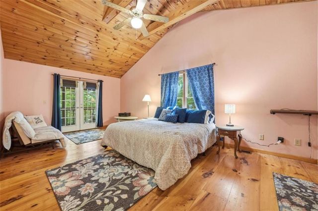 105 Blackberry Falls Court, Ellijay, GA 30536