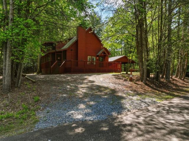 105 Blackberry Falls Court, Ellijay, GA 30536