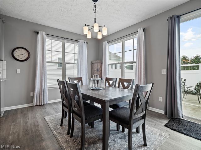 157 Kensington Way, Elyria, OH 44035