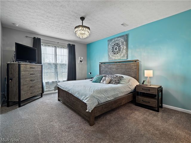 157 Kensington Way, Elyria, OH 44035