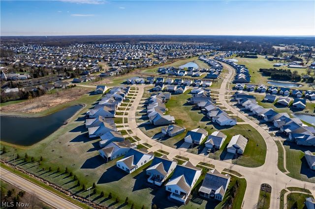 157 Kensington Way, Elyria, OH 44035