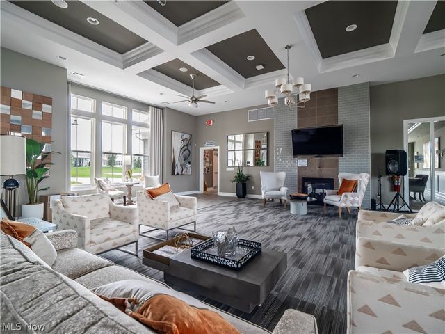 157 Kensington Way, Elyria, OH 44035