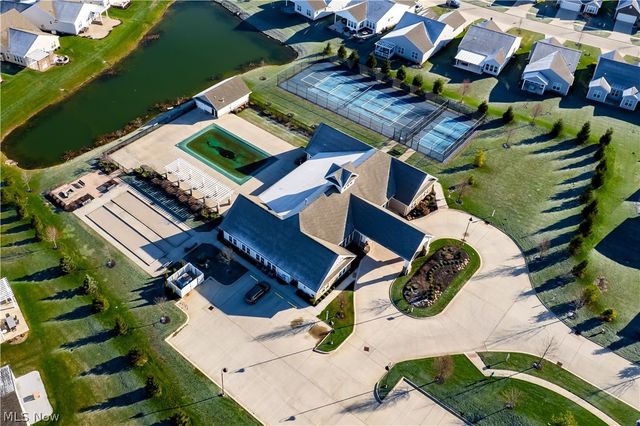 157 Kensington Way, Elyria, OH 44035