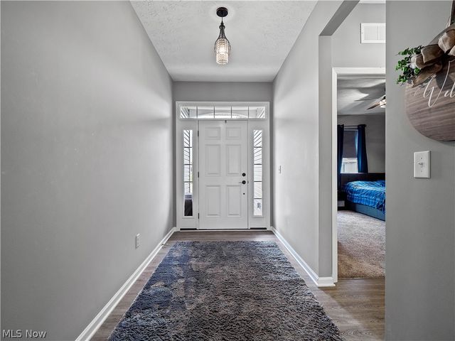 157 Kensington Way, Elyria, OH 44035