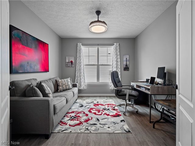 157 Kensington Way, Elyria, OH 44035