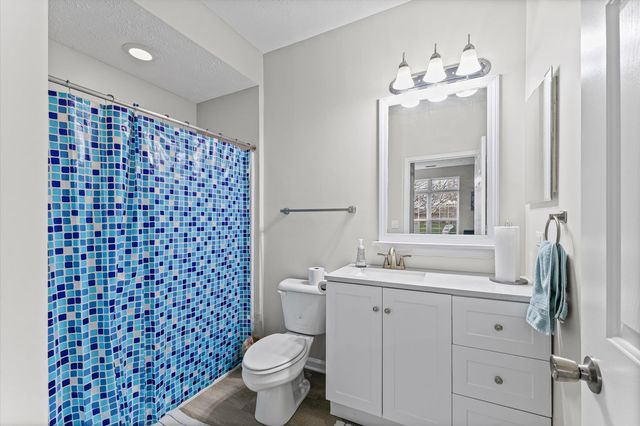 1901 N Lincoln Avenue 105, Urbana, IL 61801