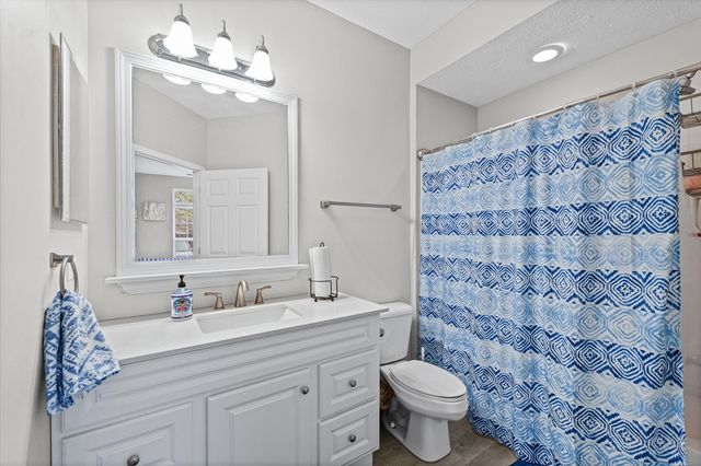 1901 N Lincoln Avenue 105, Urbana, IL 61801