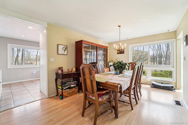 18 Tamarack Lane, Pomona, NY 10970