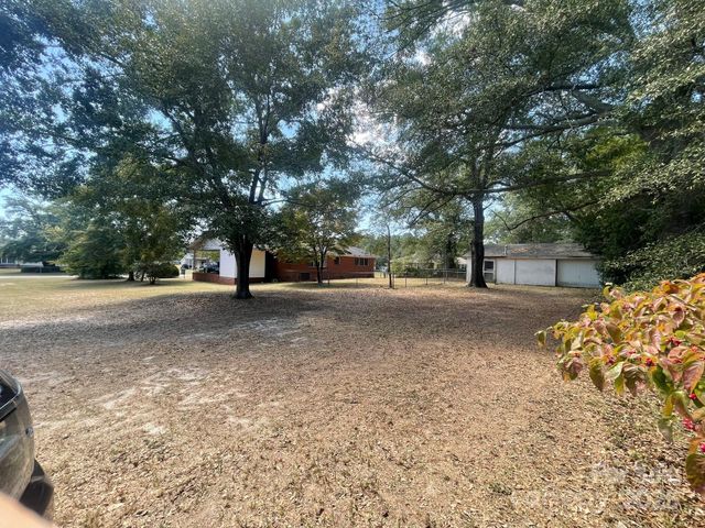 309 E Stevens Drive, Kershaw, SC 29067