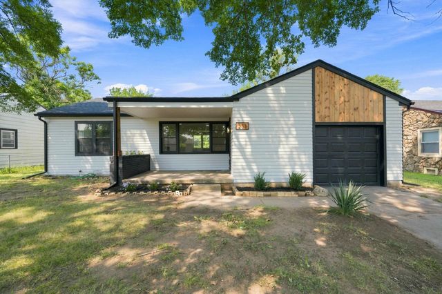 233 S Stearns, Haysville, KS 67060