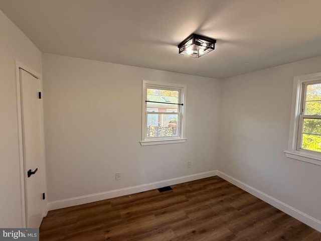 6612 STOCKTON LN, Hyattsville, MD 20784