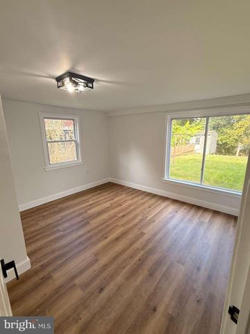 6612 STOCKTON LN, Hyattsville, MD 20784