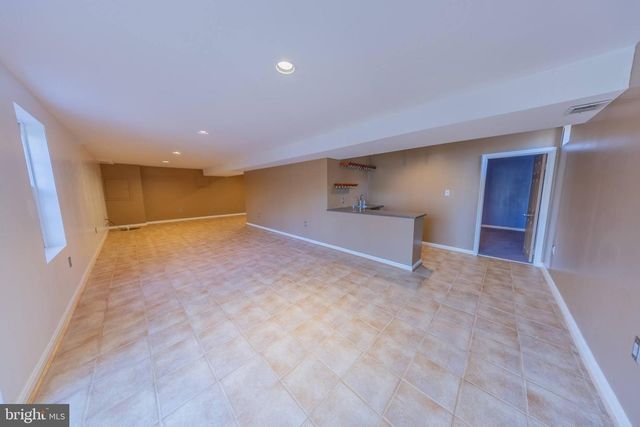 2201 NOBEHAR DR, Vienna, VA 22181