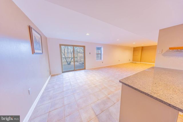 2201 NOBEHAR DR, Vienna, VA 22181