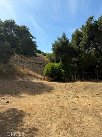 24745 Mulholland, Calabasas, CA 91302