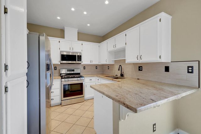 2239 Roberta Ave, Marysville, CA 95901