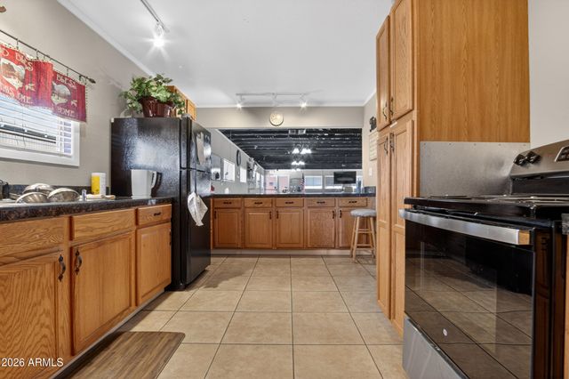 1804 W TEPEE Street 64, Apache Junction, AZ 85120