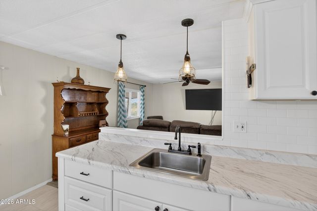 1804 W TEPEE Street 64, Apache Junction, AZ 85120