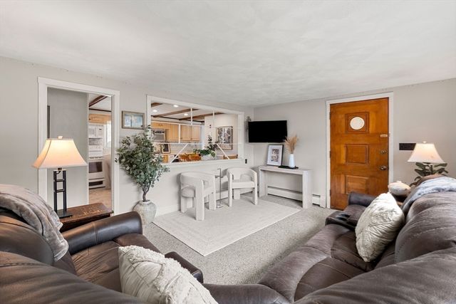 583 Chandler St, Tewksbury, MA 01876