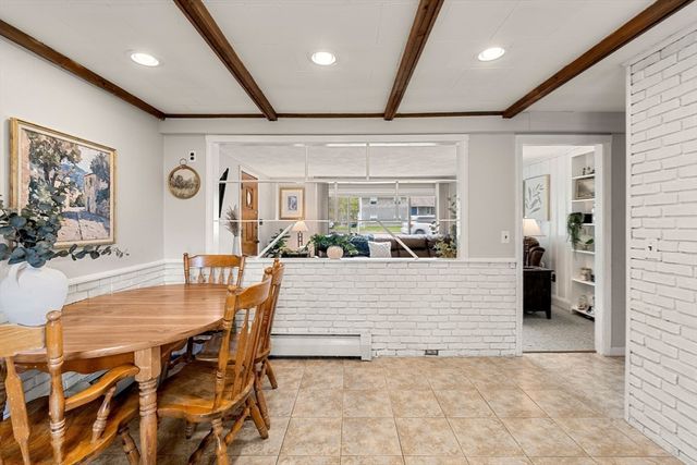 583 Chandler St, Tewksbury, MA 01876