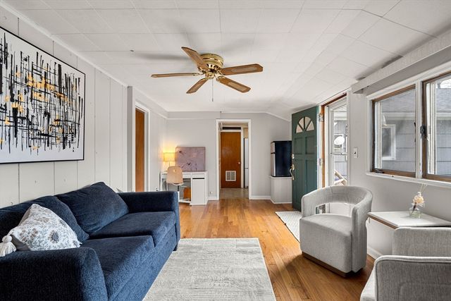 583 Chandler St, Tewksbury, MA 01876