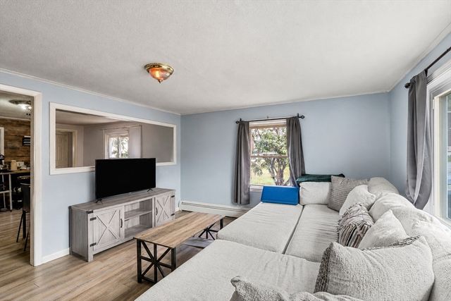 583 Chandler St, Tewksbury, MA 01876