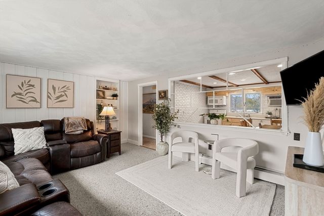 583 Chandler St, Tewksbury, MA 01876