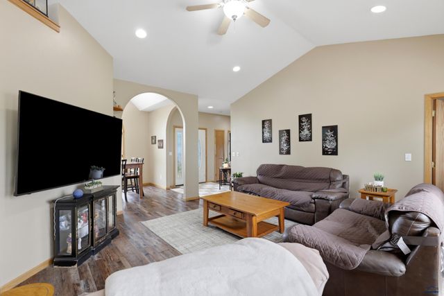 2358 WILDHORSE DR, Rapid City, SD 57703