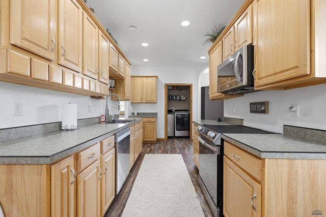 2358 WILDHORSE DR, Rapid City, SD 57703