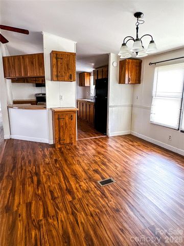 6 Lake Eden Circle, Black Mountain, NC 28711